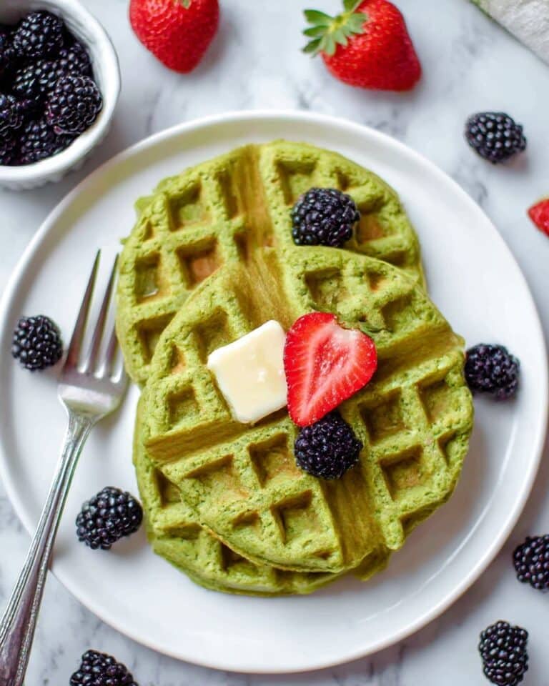 Oatmeal Green Smoothie Waffles Recipe